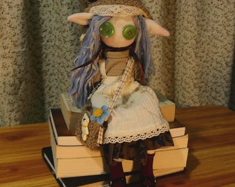 Earlene | Handmade Ball-Jointed Rag Doll 35cm | Button-Eyed Doll | Dettachable Clothes