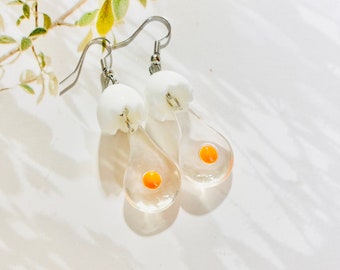 Egg earrings