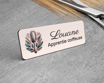 Badge en Bois et Couleur Personnalisé pour coiffeur, coiffeuse, apprenti(e) coiffeur(se) - Élégance et Style Professionnel