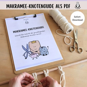 Könnte beinhalten: Ein druckbarer PDF-Leitfaden zum Makramee-Knoten, mit einer bunten Illustration einer Schere, einer Garnrolle und einem Maßband. Der Leitfaden trägt den Titel "Makramee-Knotenguide" und enthält den Text "Schritt für Schritt die grundlegenden Makramee-Knoten lernen", was übersetzt "Schritt für Schritt die grundlegenden Makramee-Knoten lernen" bedeutet.