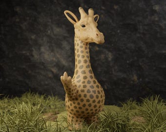 Giraffe flipping the middle finger statue – humorous animal decor, unique pet lover gift, eye-catching desk ornament, 3D-printed giraffe