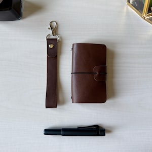 2.5"x4" Mini Leather Cover Set with 2 Notebooks (Blank, Line, Graph, or Dot Grid) + Matching Keychain - Simple Travel-Friendly EDC Notebook