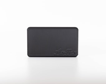 Snuff Box Carbon Black - Elegant, Refined, Premium