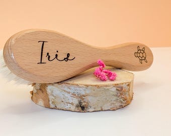 Personalisierte Haarbürste/Babybürste mit Vornamen graviert/Geburtsgeschenk