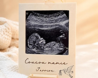 Personalized Pregnancy Announcement Sign - Personalized Pregnancy Announcement Photo Frame - Baby Shower Gift - Original Pregnancy Announcement