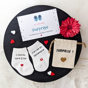 Baby socks: Surprise pregnancy announcement, ideal gift for future dad, future grandparents, godmother, godfather, aunt, cousin