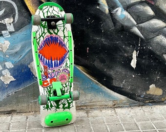 Vintage skateboard from the 80s / 90s skateboard.