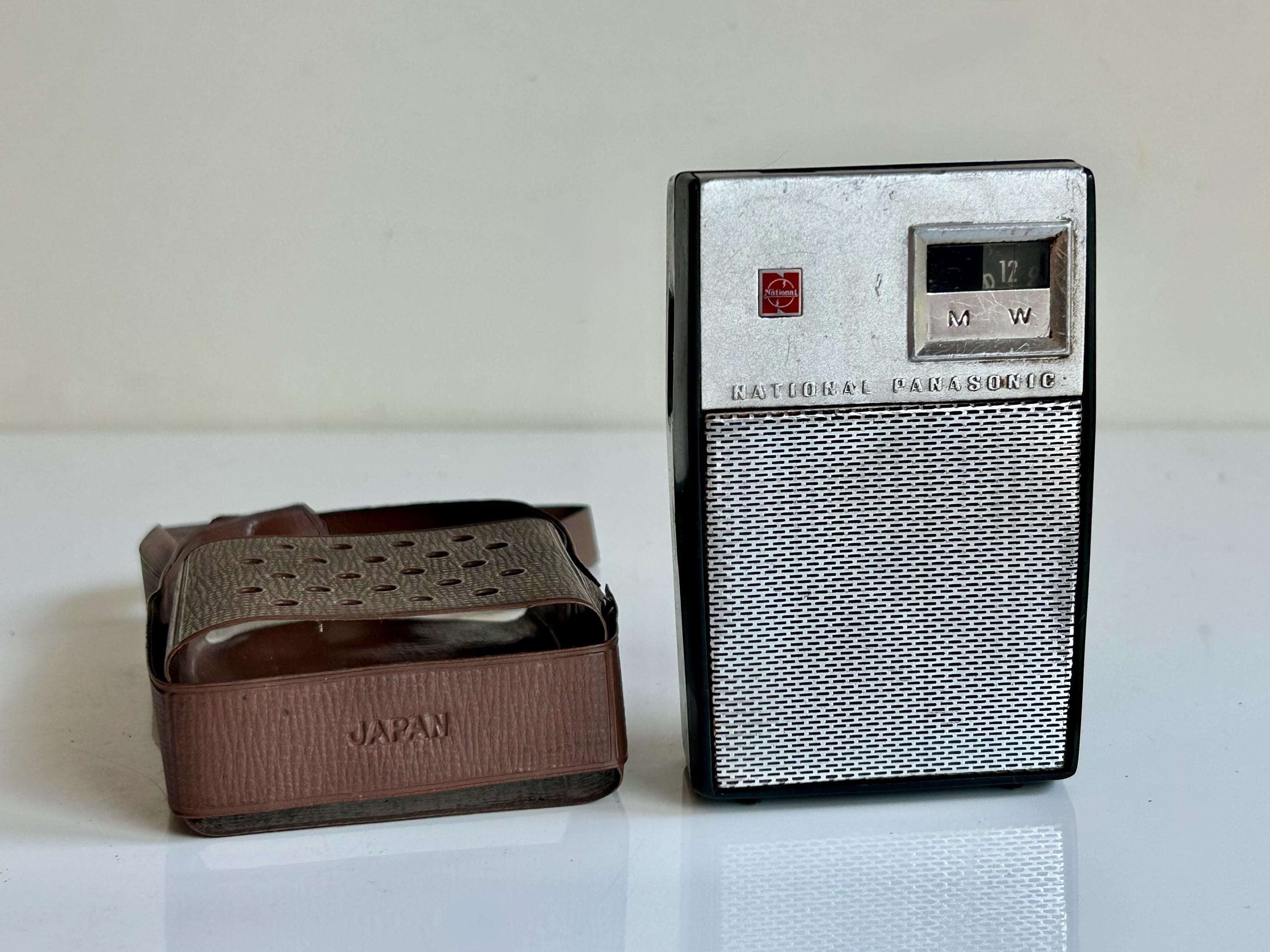 Vintage National Panasonic Radio (made in Japan) - Etsy