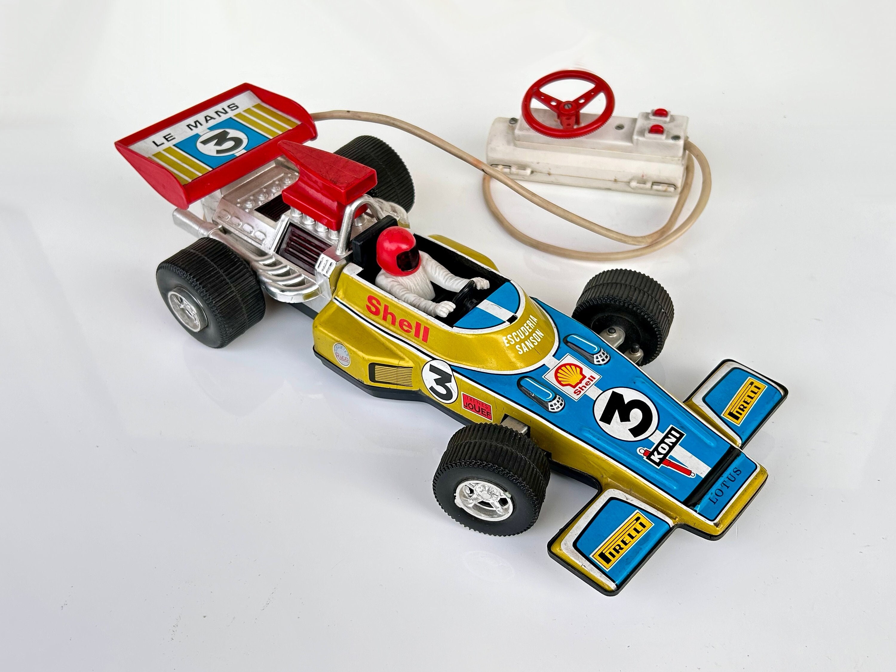 F1 LOTUS RACING CAR ミニカー Lotus F1 Tin Race Car With Wired Remote Control. Large Size, 40 Cm