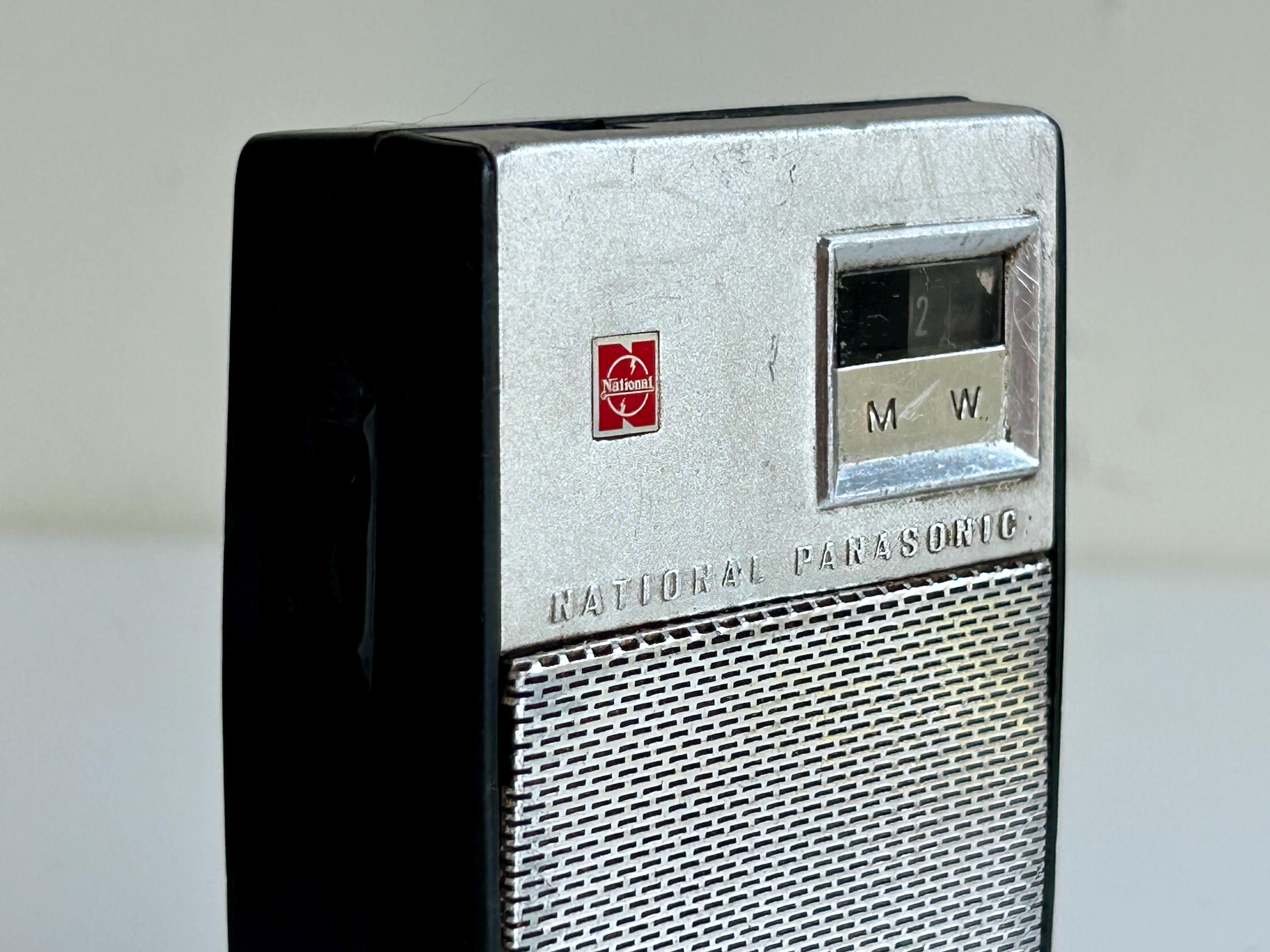 Vintage National Panasonic Radio (made in Japan) - Etsy