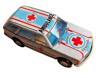 Friction tin Renault Ambulance car. General Hospital, Román toy brand, origin Spain 1980