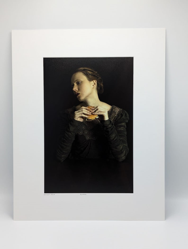 ROMINA RESSIA, burger image 1