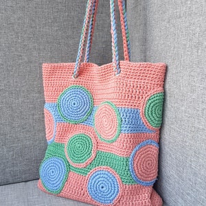 Mehrfarbige handgemachte gehäkelte Umhängetasche aus Baumwolle, handgemachte gefütterte Tasche, Tasche im Boho-Stil
