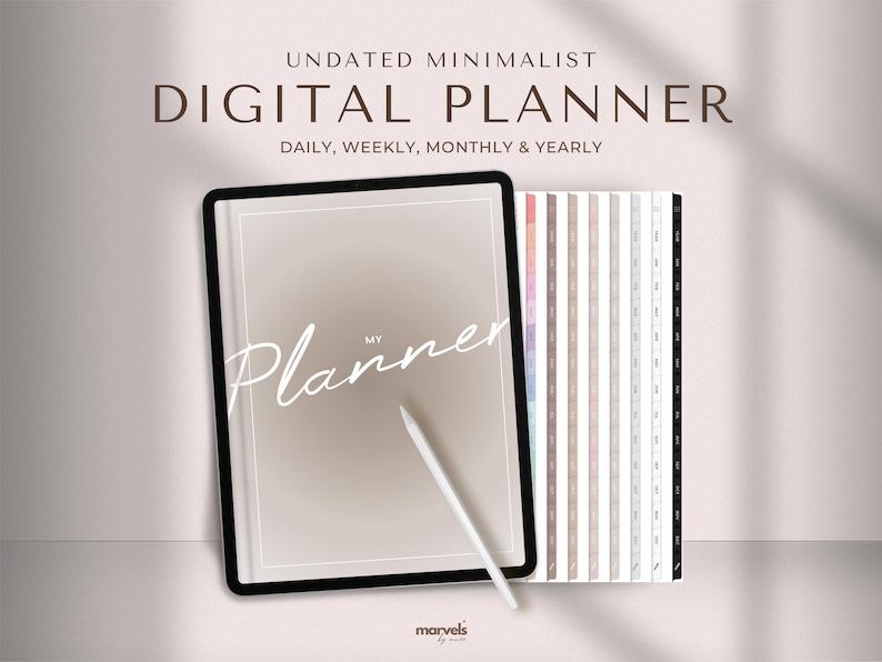 Puede incluir: Un planificador digital en una tableta con un l&aacute;piz &oacute;ptico y una pila de p&aacute;ginas de planificador. La tableta muestra "My Planner" en escritura blanca. El texto "UNDATED MINIMALIST DIGITAL PLANNER" est&aacute; en la parte superior.