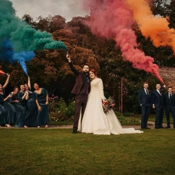 Wedding smoke flare 60 seconds thick colour