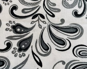 Black/gray design on white background quilt fabric 100% cotton - by the yard