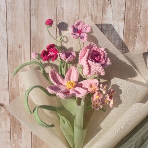 Crochet flower bouquet pink handmade crochet flower wedding gift creative gift idea for wife cute mother&#39;s day gift for friend home décor