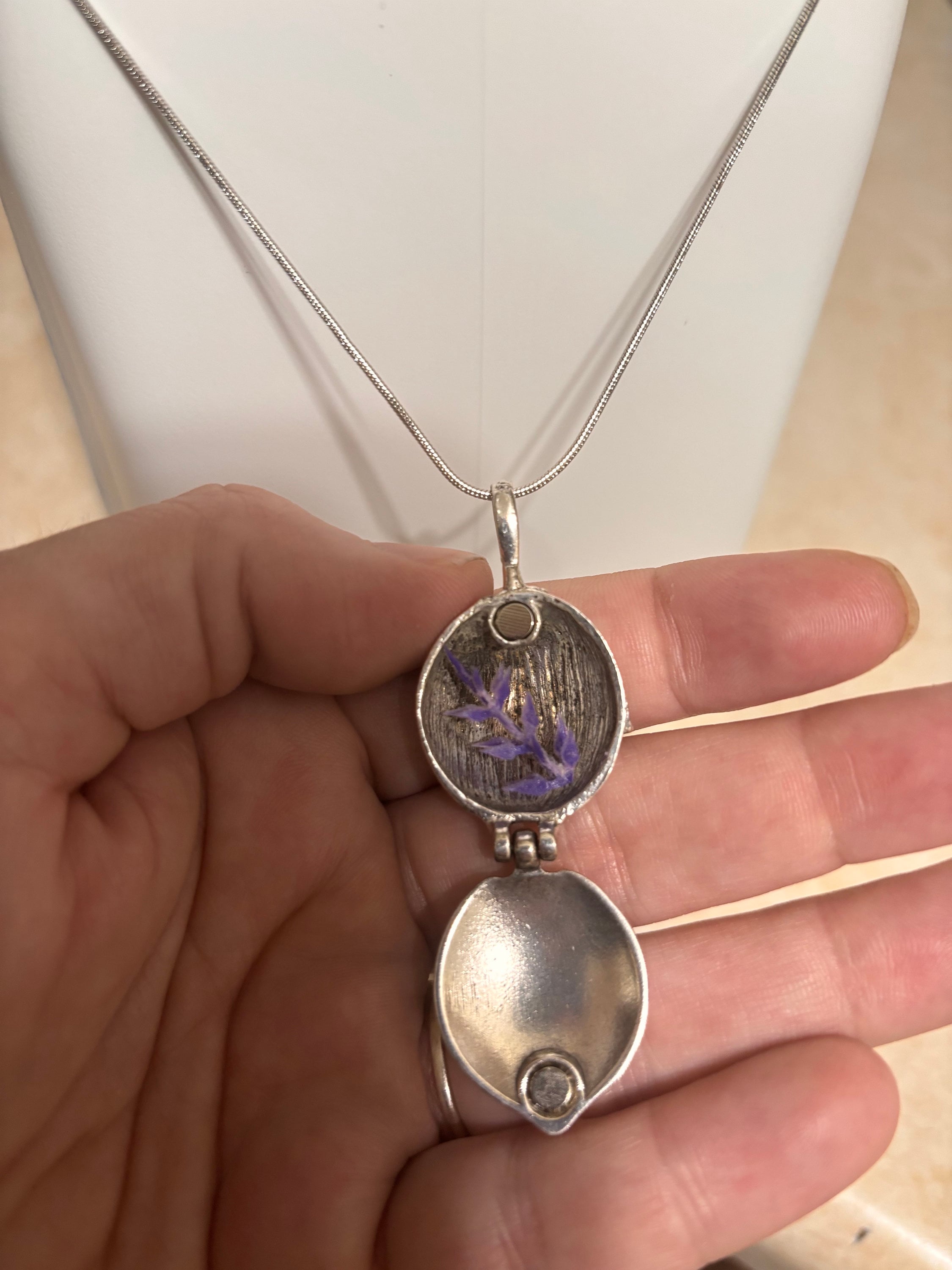 Vampire Diaries Elenas Necklace, Elenas Vervain Locket, Comes Filled Mystic Falls vervain Mystic