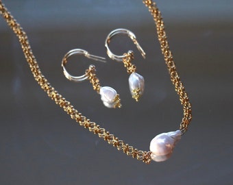 Handmade Baroque Pearl Necklace Chocker and Earring Set - Gold-Plated, Unique Design, gift wrap, Vintage inspired