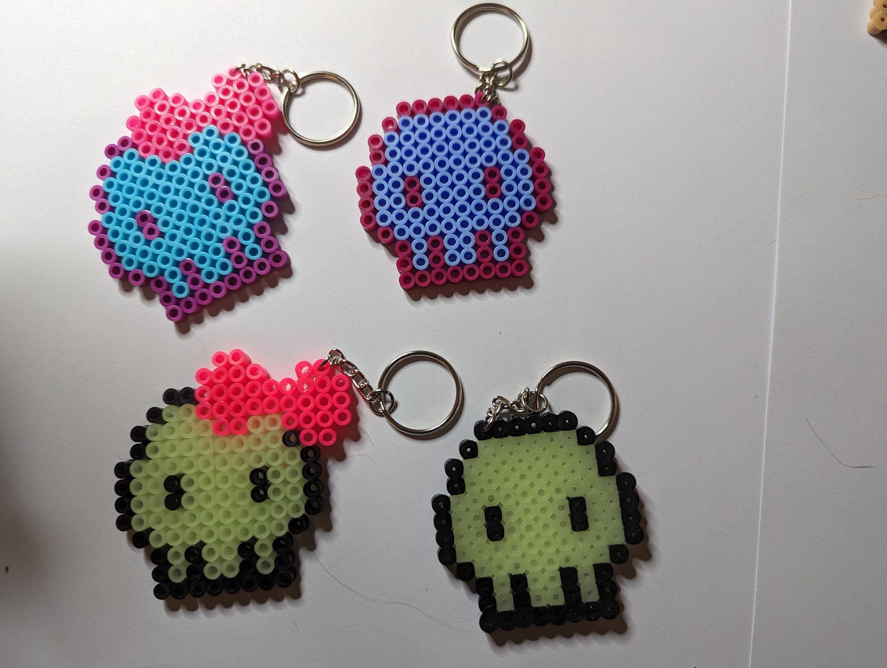 Skull Keychains - Etsy