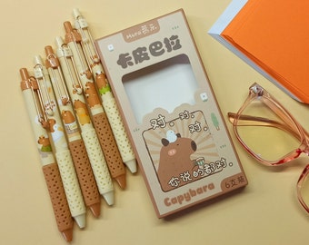 Kawaii Capybara Lindos Bolígrafos de Gel Retráctiles 6 Pc Set ~Lindo Juego de Plumas de Regalo de Animales, Papelería Divertida de Capybara