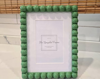 Green Bobbin Picture Frame 6x8: Handmade Glossy Photo Display