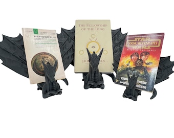 Dragon Reading Sculpture: Bookish PETG Dragon for Book Lovers