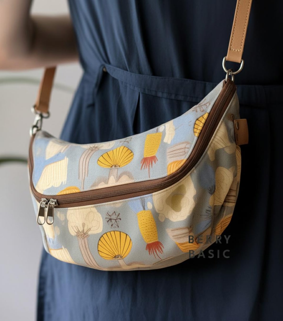 Esme Crossbody Sling Bag PDF Sewing Pattern (2 Sizes) - Easy Sewing ...