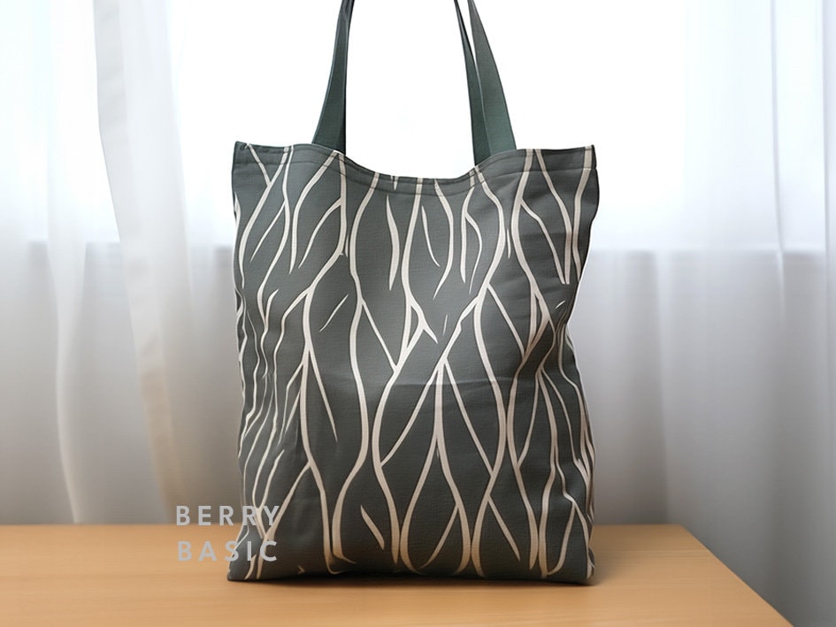 Mattie Tote Bag PDF Sewing Pattern (2 Sizes) - Market Bag