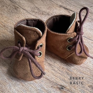 18&quot; Doll - Dale Lace-Up Ankle Boots PDF Pattern (American Girl Doll Body Size)