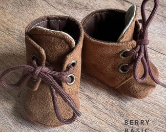 18" Doll - Dale Lace-Up Ankle Boots PDF Pattern (American Girl Doll Body Size)