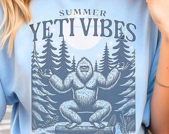 Camiseta divertida de yoga de verano, camiseta de camping, Yeti, pie grande, camisas de senderismo para aventuras de verano, yoga en la naturaleza, vibraciones de verano, vibraciones de yoga