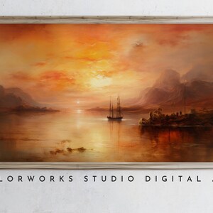 Peut inclure: Une peinture représentant un navire naviguant sur une étendue d'eau calme au coucher du soleil. Le ciel est d'un orange et d'un jaune vifs, avec des nuages se reflétant dans l'eau. Le navire est silhouetté contre le soleil couchant, avec des montagnes en arrière-plan.
