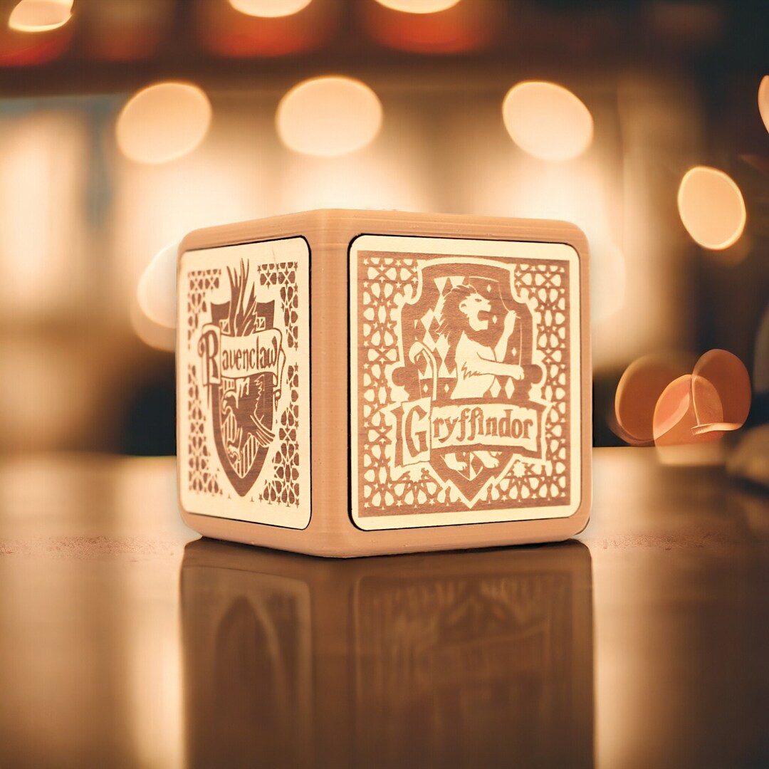 Hogwarts Music Box, Slytherin Gryffindor Hufflepuff Ravenclaw, Harry