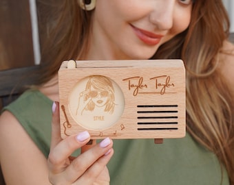 Customized Wooden Music Player, Design Your Own Music Box, Slide Cards to Play, Swifties Gift Idea