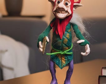 Ręcznie robiona figurka Elf Strażnik – Magiczna Figurka Leśna z Symboliczną Monetą