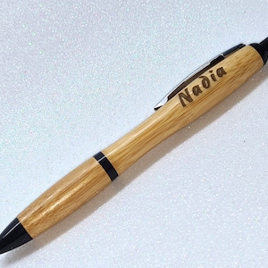Penna PERSONALIZZATA bamboo - nomi sposi, maestra, compleanno, matrimonio - idea regalo ecologica in bambù