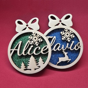 Personalized Christmas Tree Ball Decoration with Wooden Name - Family Offer - Christmas Gift Idea