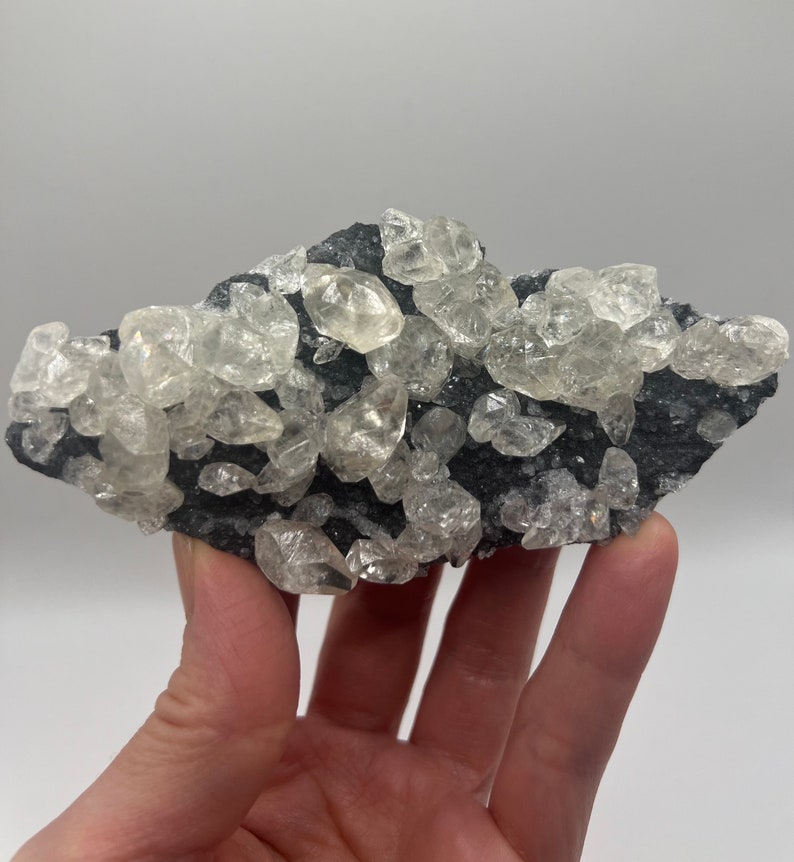Diamond Calcite on Matrix Specimen From Anhui, China. UV Reactive Rocks ...