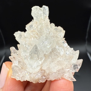 Aragonite AKA “Cave Calcite” specimen from Chihuahua, Mexico. Crystals Minerals Rocks