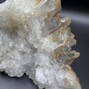 Quartz Apophyllite Calcite Hematite Specimen: Hubei China Mineral