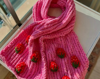 Kids Knit Scarf,Strawbery Scaf, Girls Knit Strawbery Scarfs ,Kids Scarf,Gift for Child ,Personalized,Knitting,Lovely Scarf