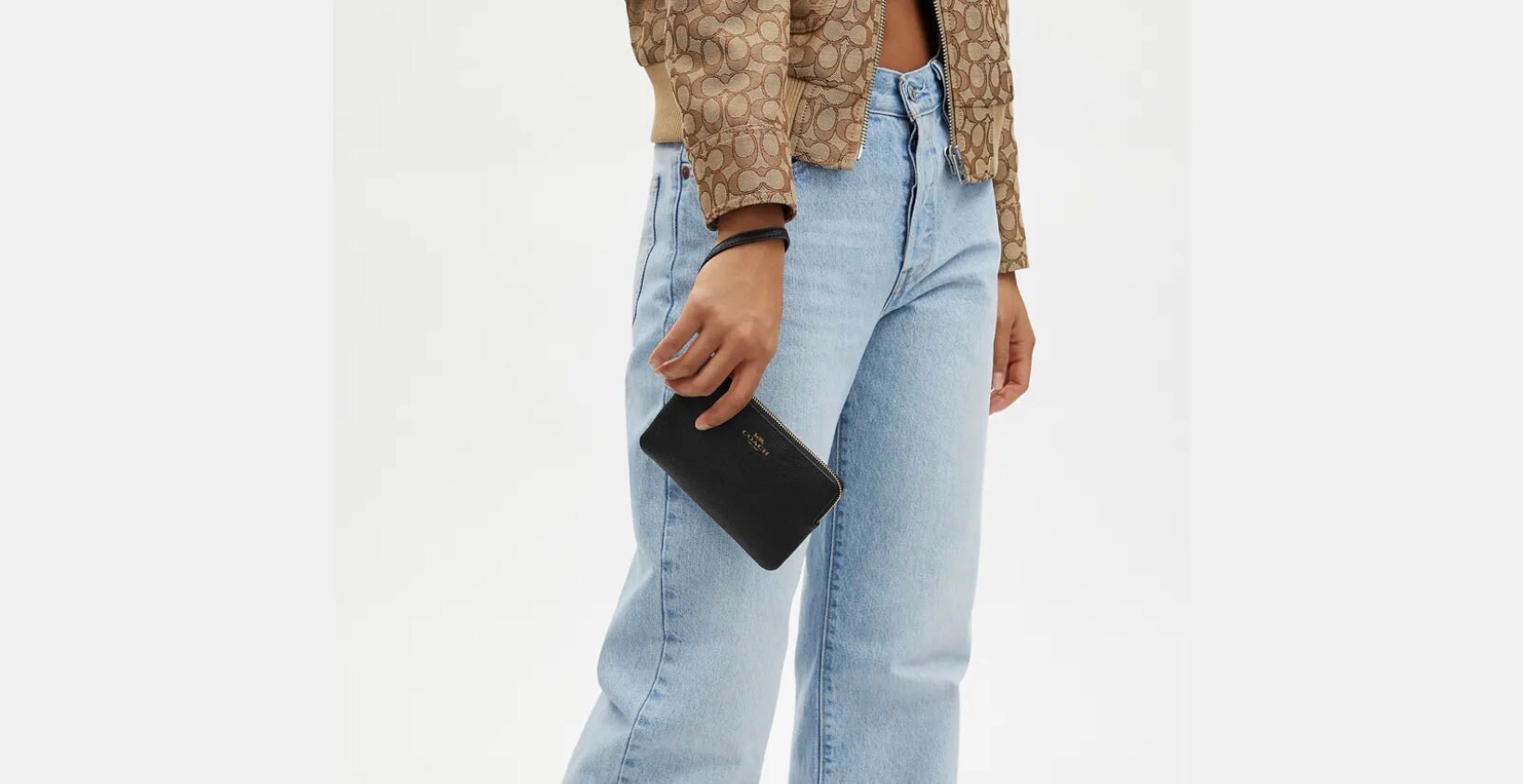 Corner zip wristlet sale