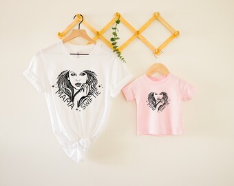 Camicia Mama & Mini Swiftie, Camicia Taylor Swift per bambini, Camicia Taylor Swift per bambini, Mamma e me Camicia Taylor Swift, Camicia Taylor Swift per adulti