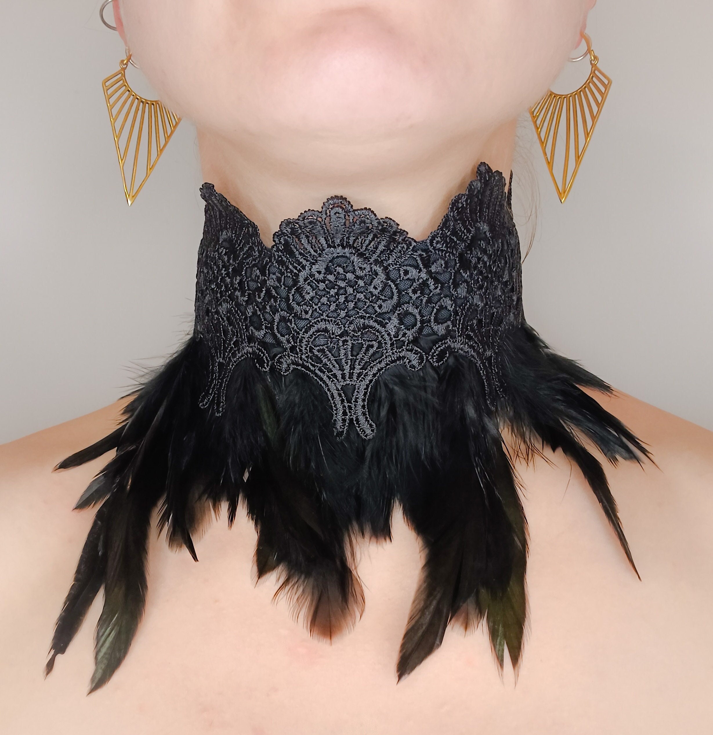 Black feather and lace choker