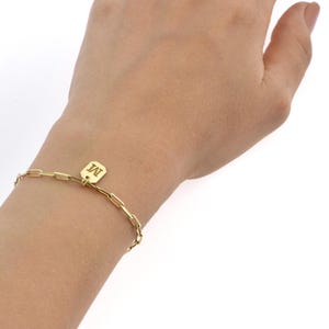Pulsera con Letras – Plata de Ley Chapada en Oro, Joyas con Iniciales Personalizadas