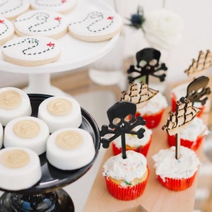 Set of Pirate Party Cupcake Toppers | Kids Party | Birthday Party | Cupcake Decorations | Pirate Party | Pirate Ships | Skulls