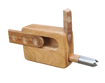 Miniaturowy drewniany kij do baseballu One Hitter Dugout z drewna tekowego: kij tytanowy, wykończenie naturalne