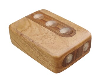 Miniaturowy drewniany basenik One Hitter Dugout z drewna tekowego: kij mosiężny, wykończenie naturalne