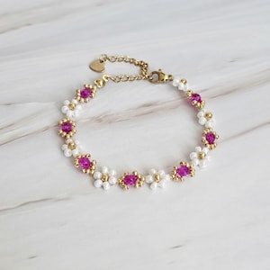 Pink Crystal Daisy Bracelet – Handmade Beaded Flower Jewelry for Women - Dainty Pink Flower Bracelet - Gold and Pink Beaded Flower Bracelet